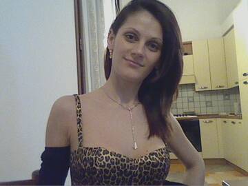 Public Photo of FATINA_PROVOCANTE